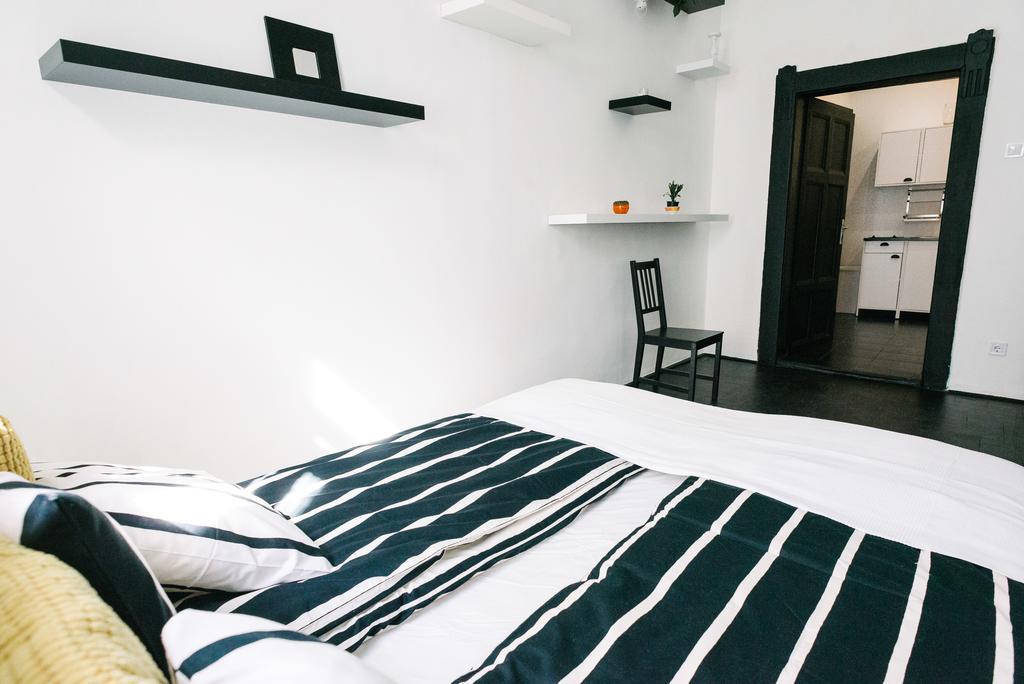 D.Five Stylish Apartment On Vaci Street Budapest Ngoại thất bức ảnh